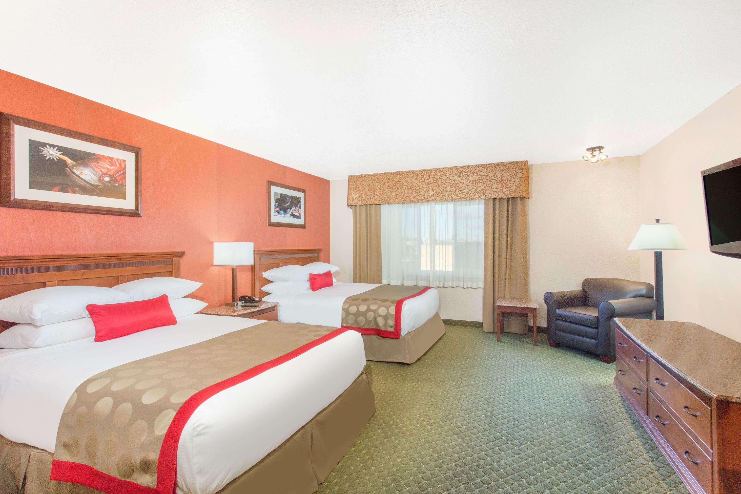รามาดา บาย วินด์แฮม เอลโก โฮเต็ล แอท สต็อกเมนส์ กาสิโน Hotel เอลโค ภายนอก รูปภาพ