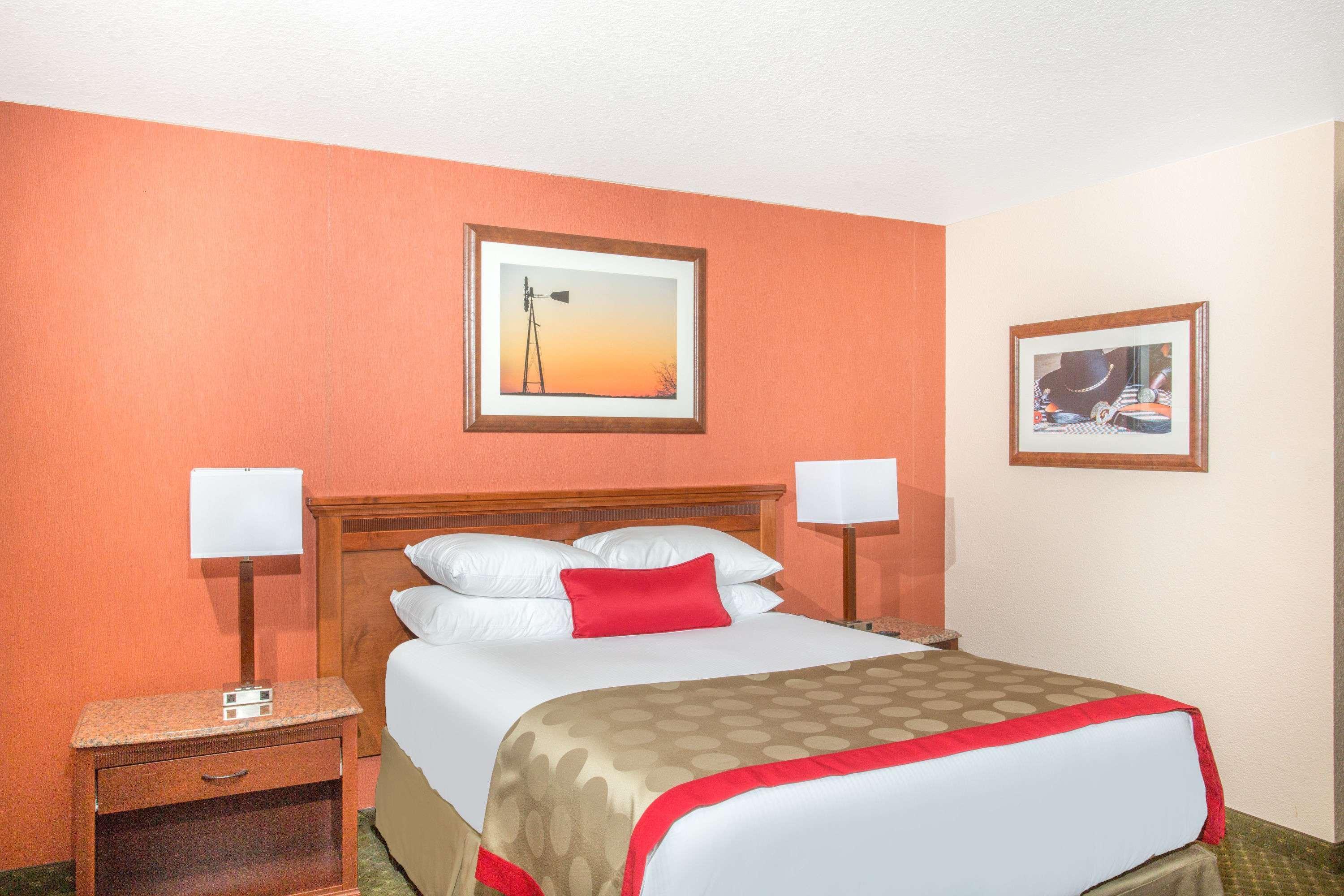 รามาดา บาย วินด์แฮม เอลโก โฮเต็ล แอท สต็อกเมนส์ กาสิโน Hotel เอลโค ภายนอก รูปภาพ