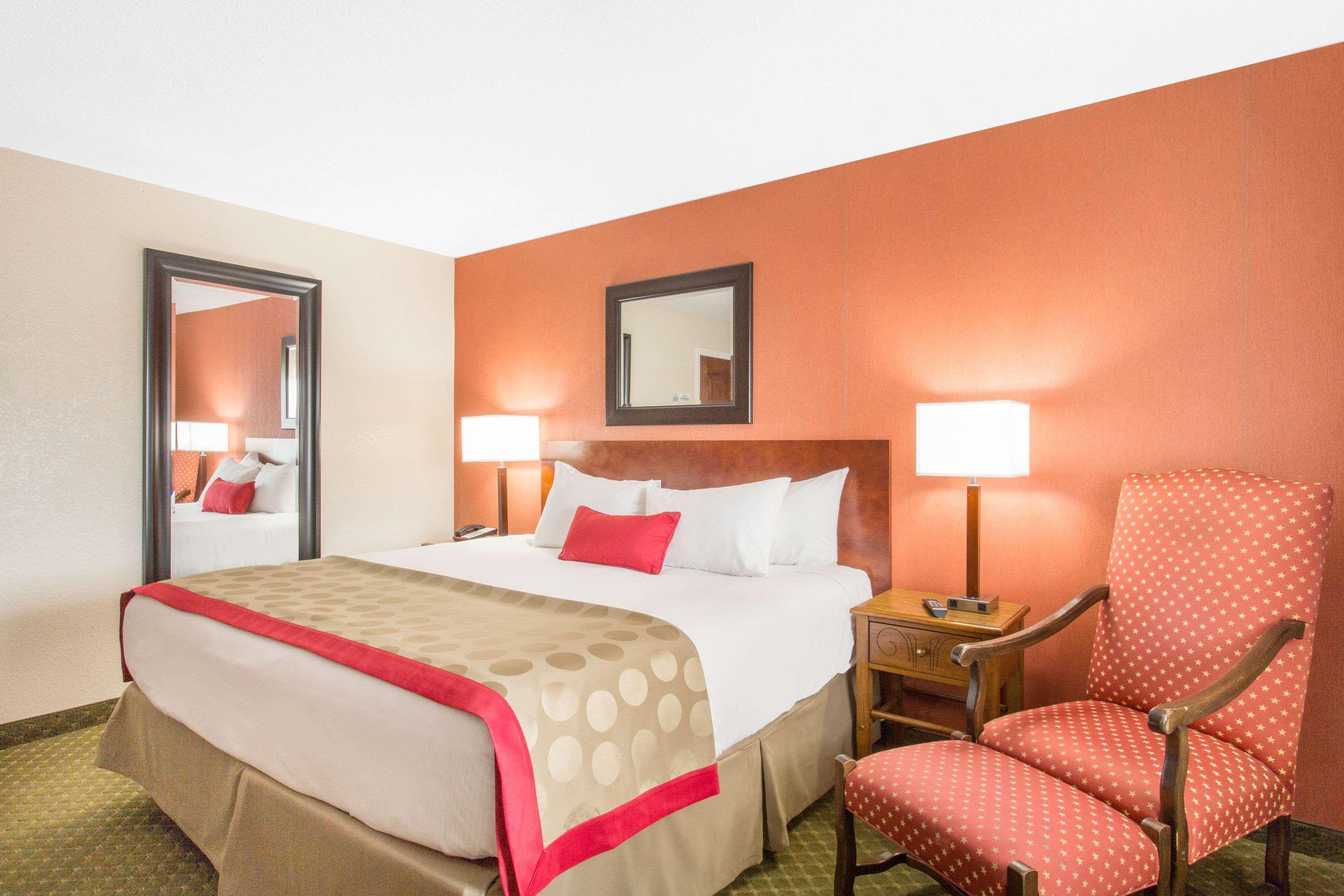 รามาดา บาย วินด์แฮม เอลโก โฮเต็ล แอท สต็อกเมนส์ กาสิโน Hotel เอลโค ภายนอก รูปภาพ