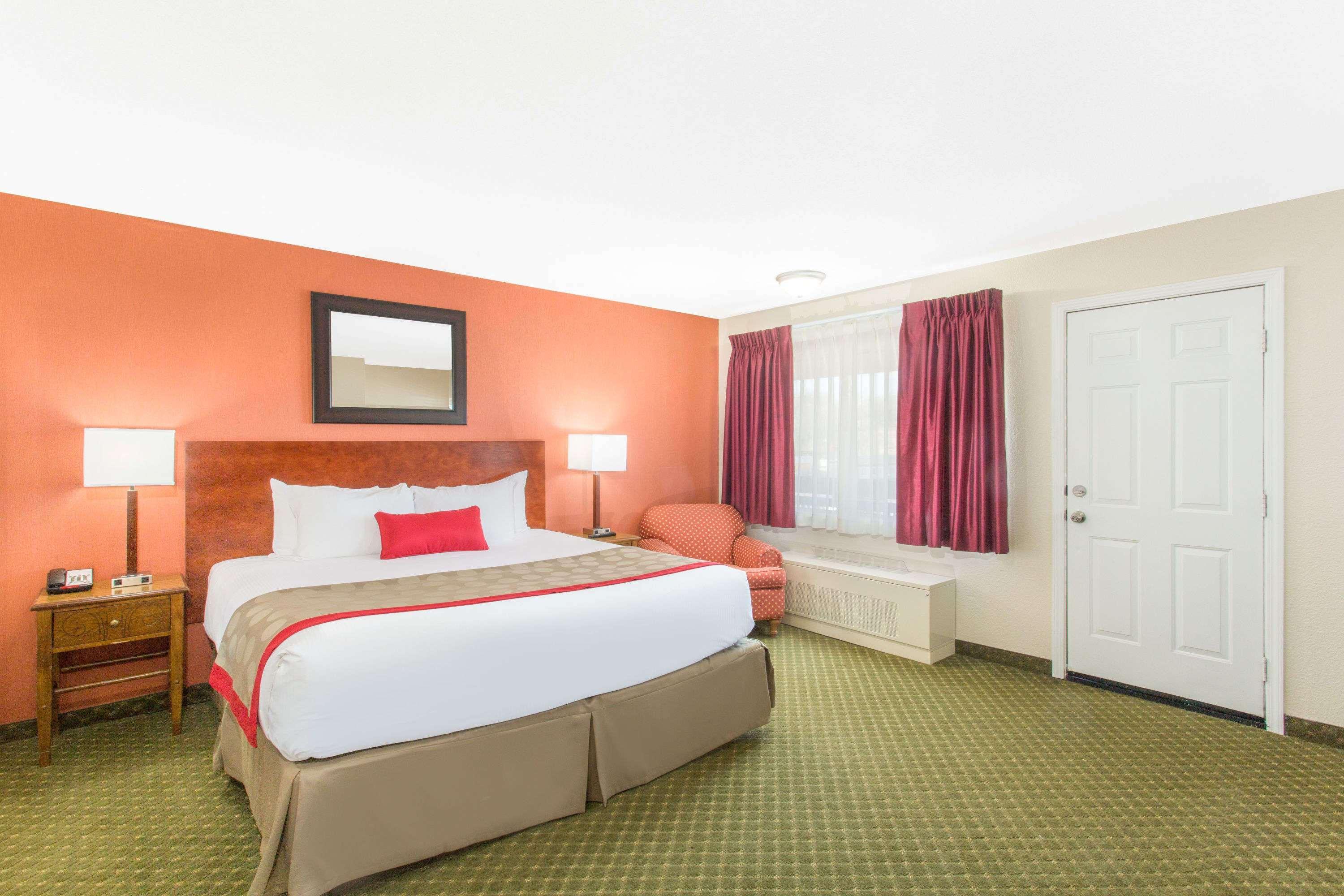 รามาดา บาย วินด์แฮม เอลโก โฮเต็ล แอท สต็อกเมนส์ กาสิโน Hotel เอลโค ภายนอก รูปภาพ