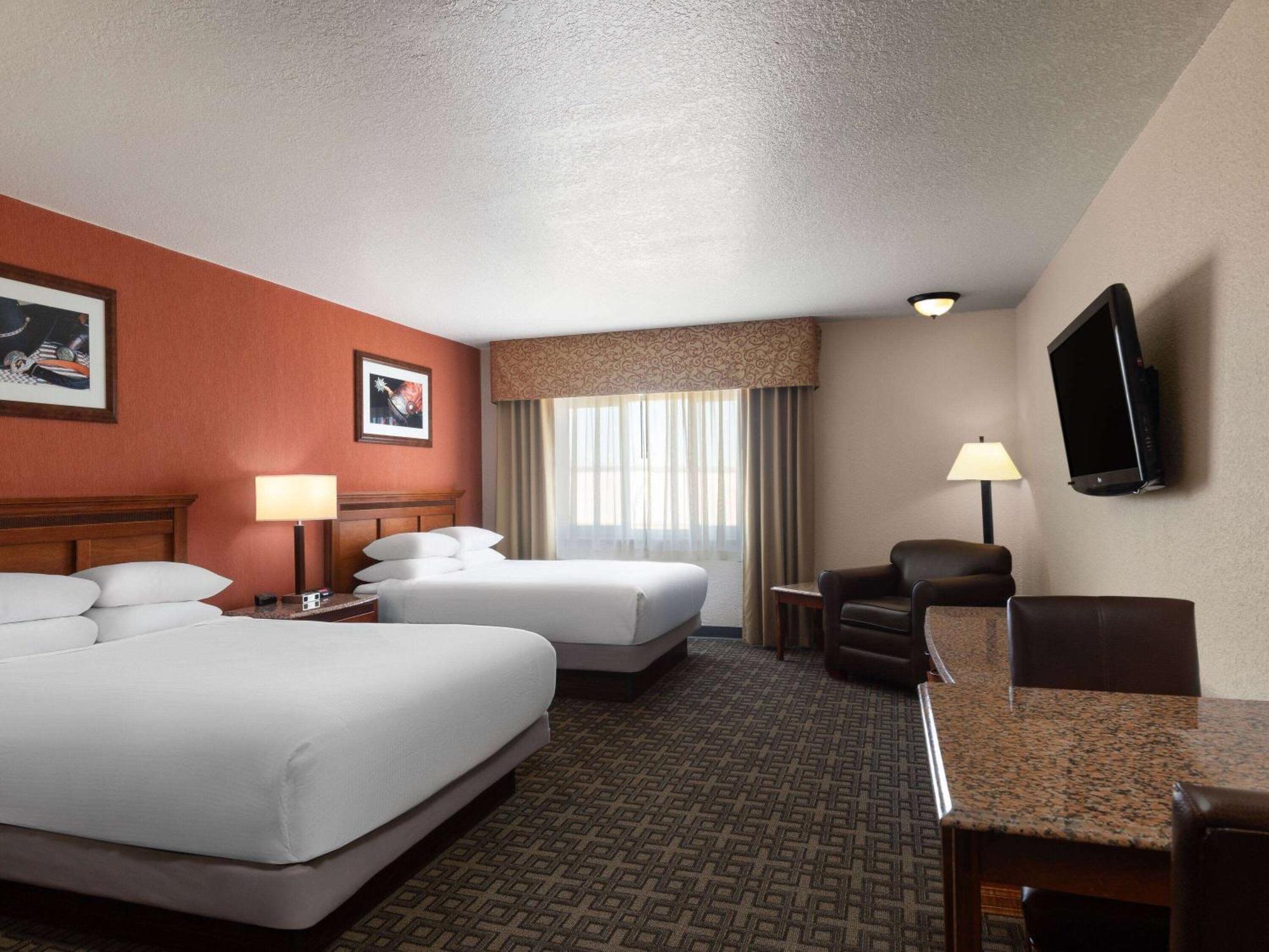 รามาดา บาย วินด์แฮม เอลโก โฮเต็ล แอท สต็อกเมนส์ กาสิโน Hotel เอลโค ภายนอก รูปภาพ