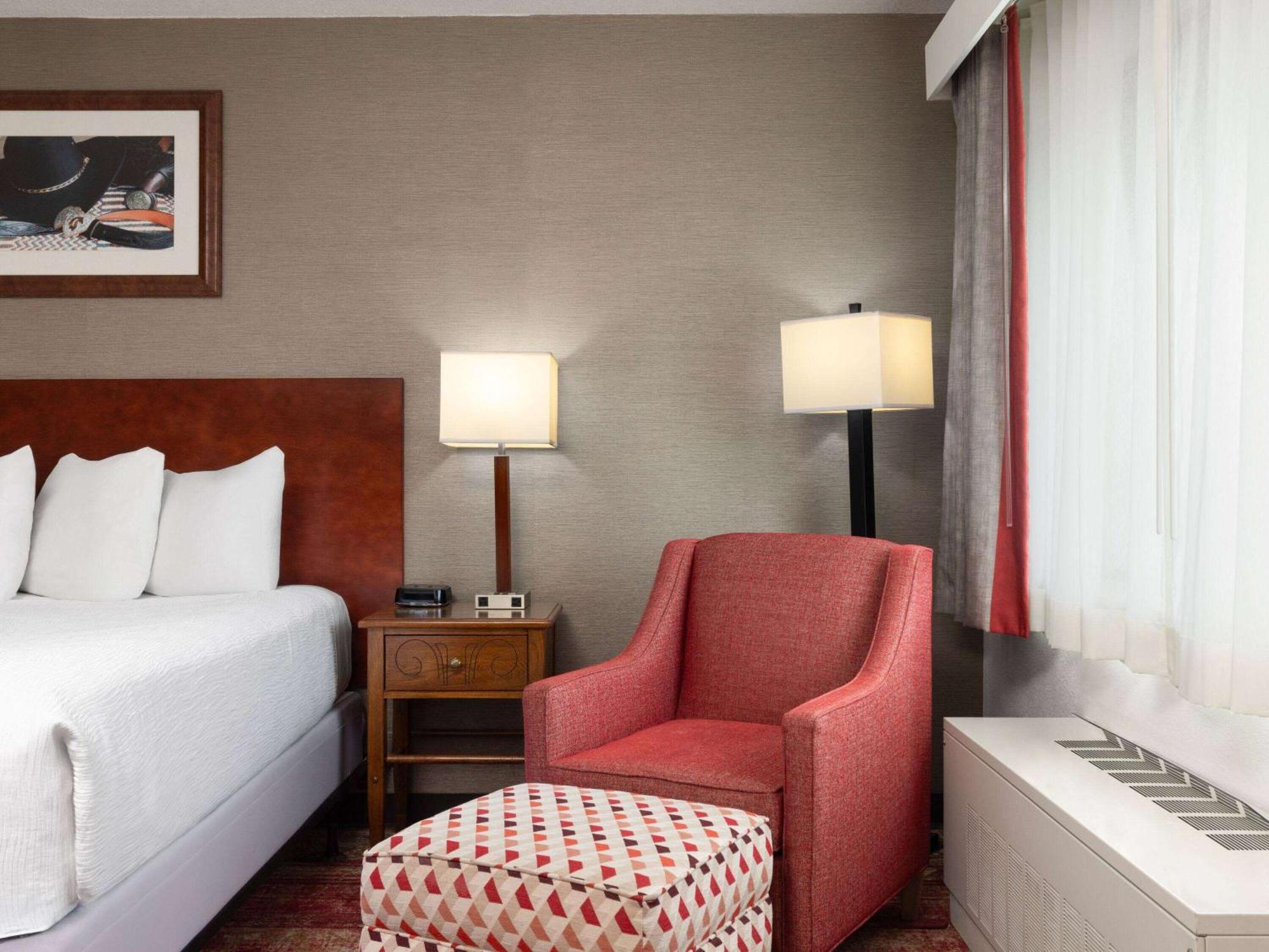 รามาดา บาย วินด์แฮม เอลโก โฮเต็ล แอท สต็อกเมนส์ กาสิโน Hotel เอลโค ภายนอก รูปภาพ
