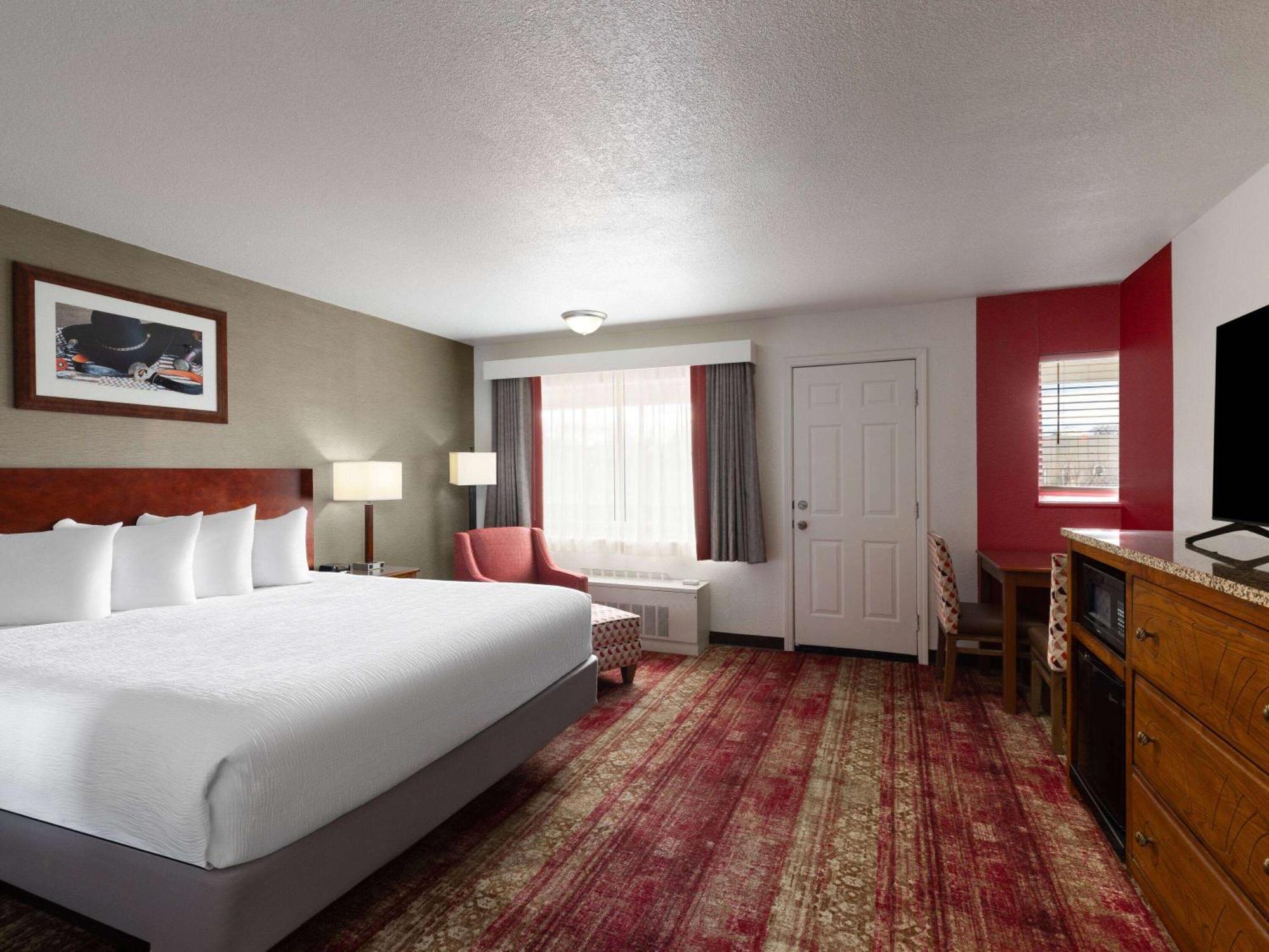 รามาดา บาย วินด์แฮม เอลโก โฮเต็ล แอท สต็อกเมนส์ กาสิโน Hotel เอลโค ภายนอก รูปภาพ